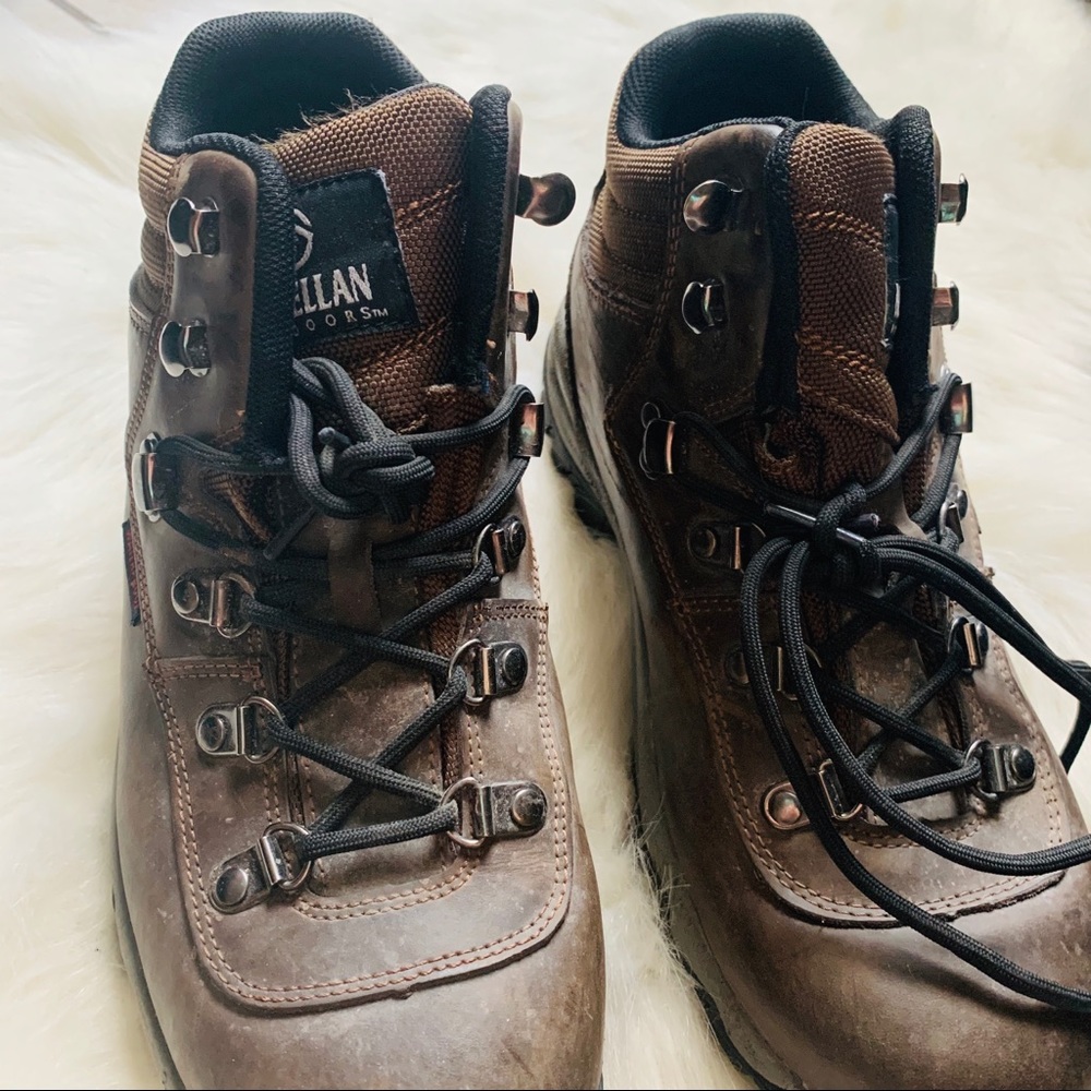 Hiking Boots 🥾